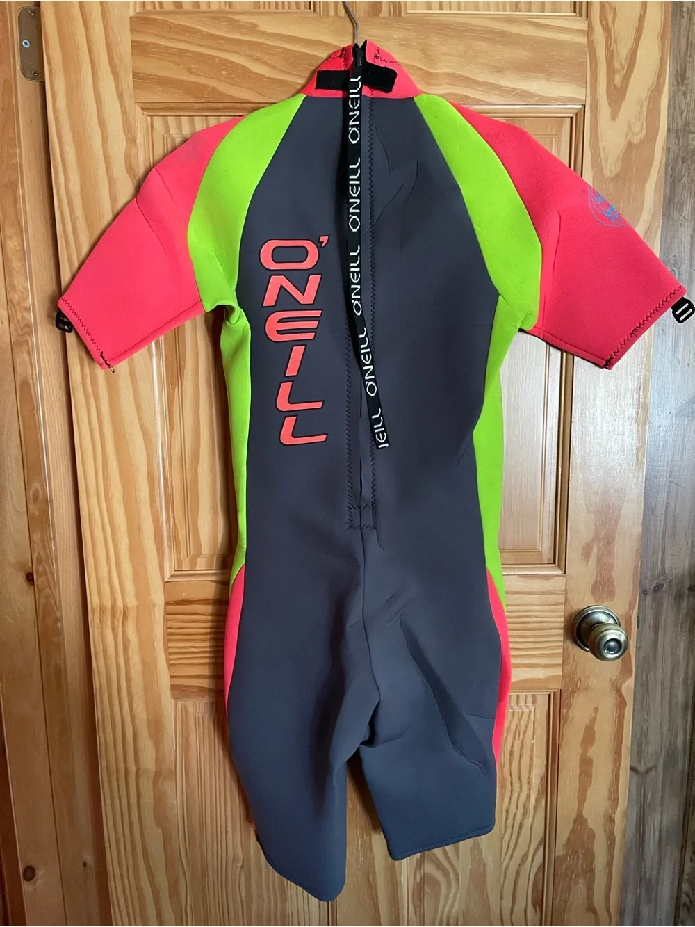 O'Neill Shorty Rashguard - Neon Orange , Lime & Charcoal juniors large